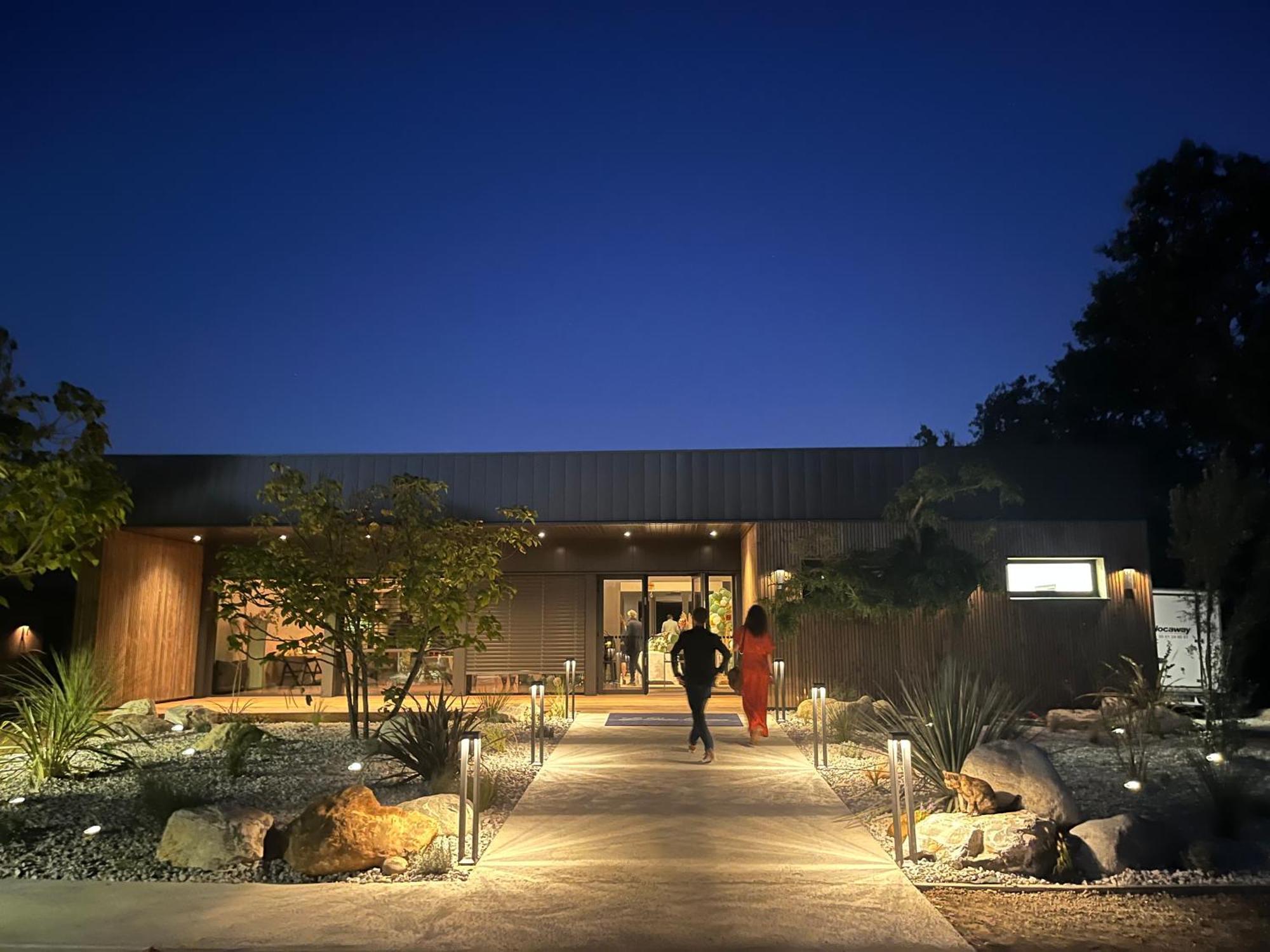 Hotel & Seminaire Le Patio Occitan - Toulouse Ouest - La Ramee Cugnaux Exterior foto